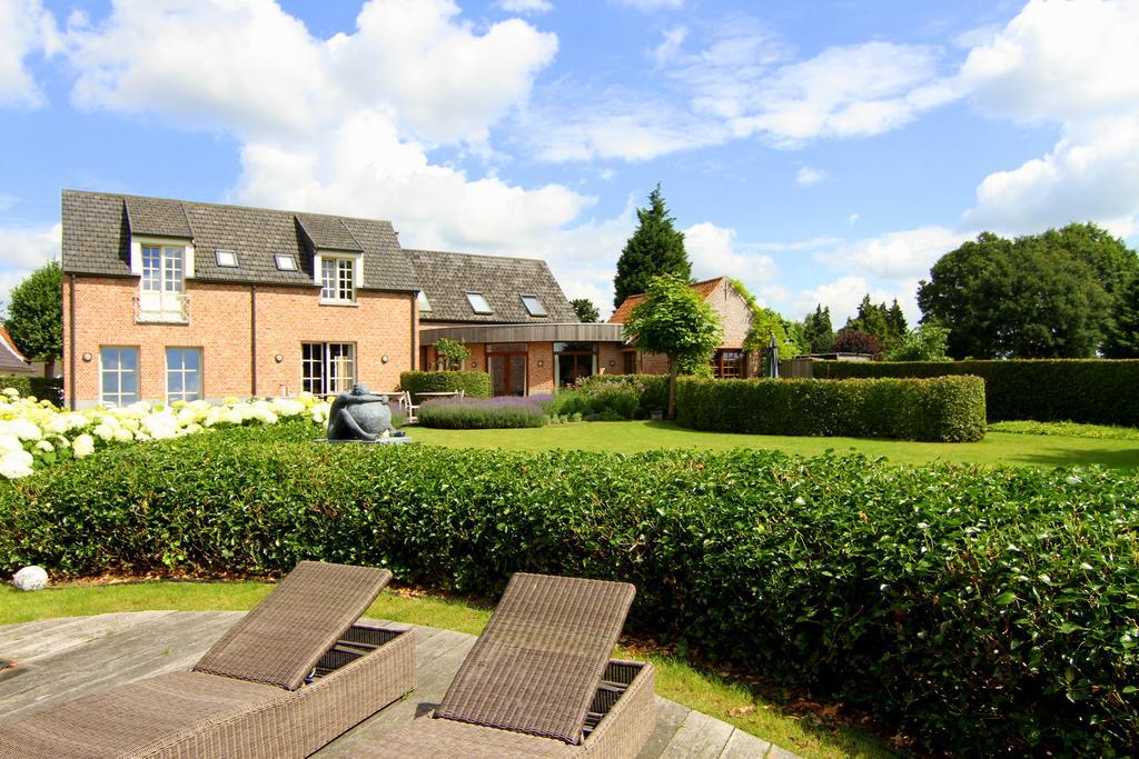 B&B 'T Groene Genoegen Laarne ภายนอก รูปภาพ